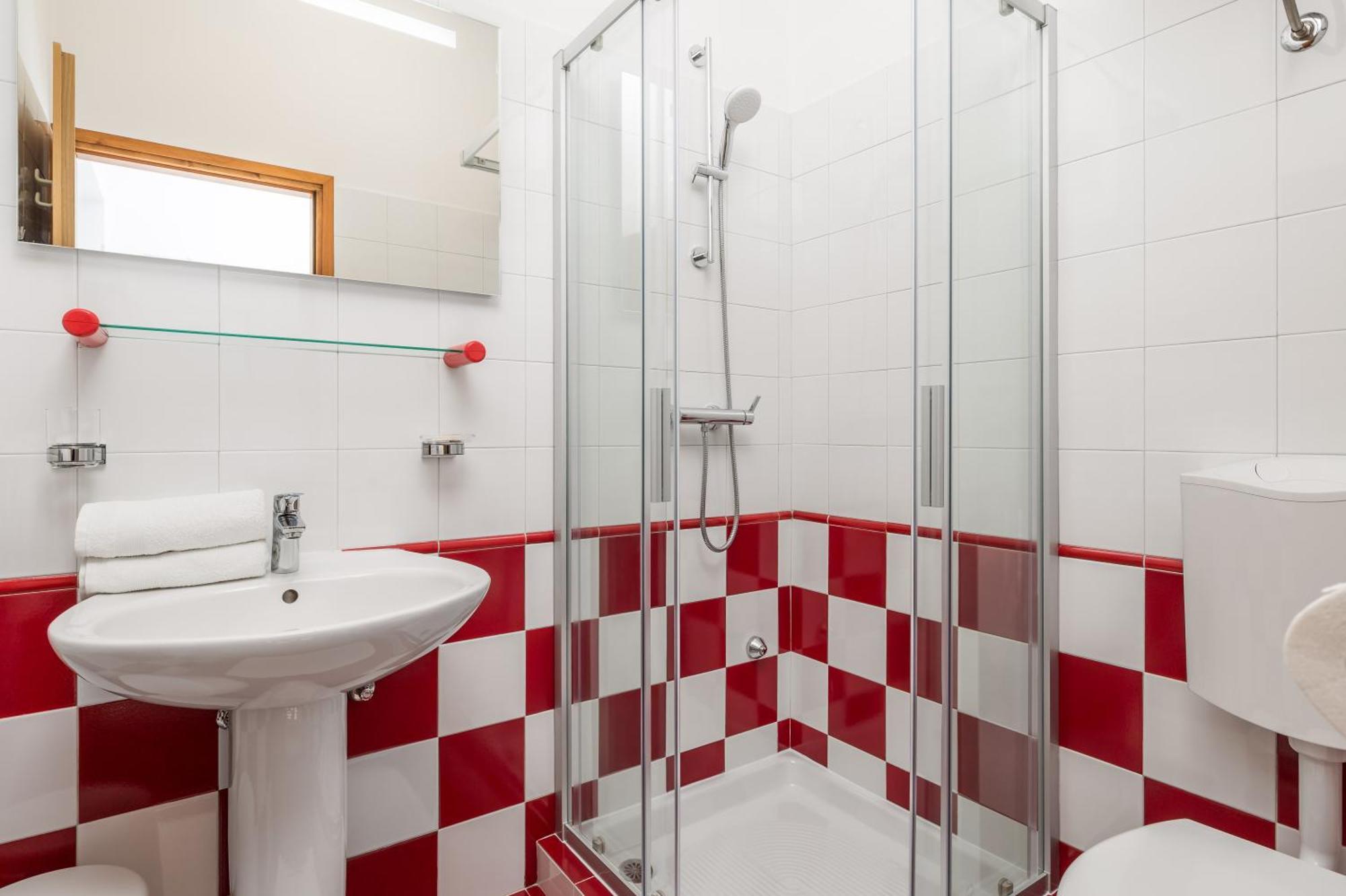 Guest House Deskovic Moscenicka Draga Bilik gambar