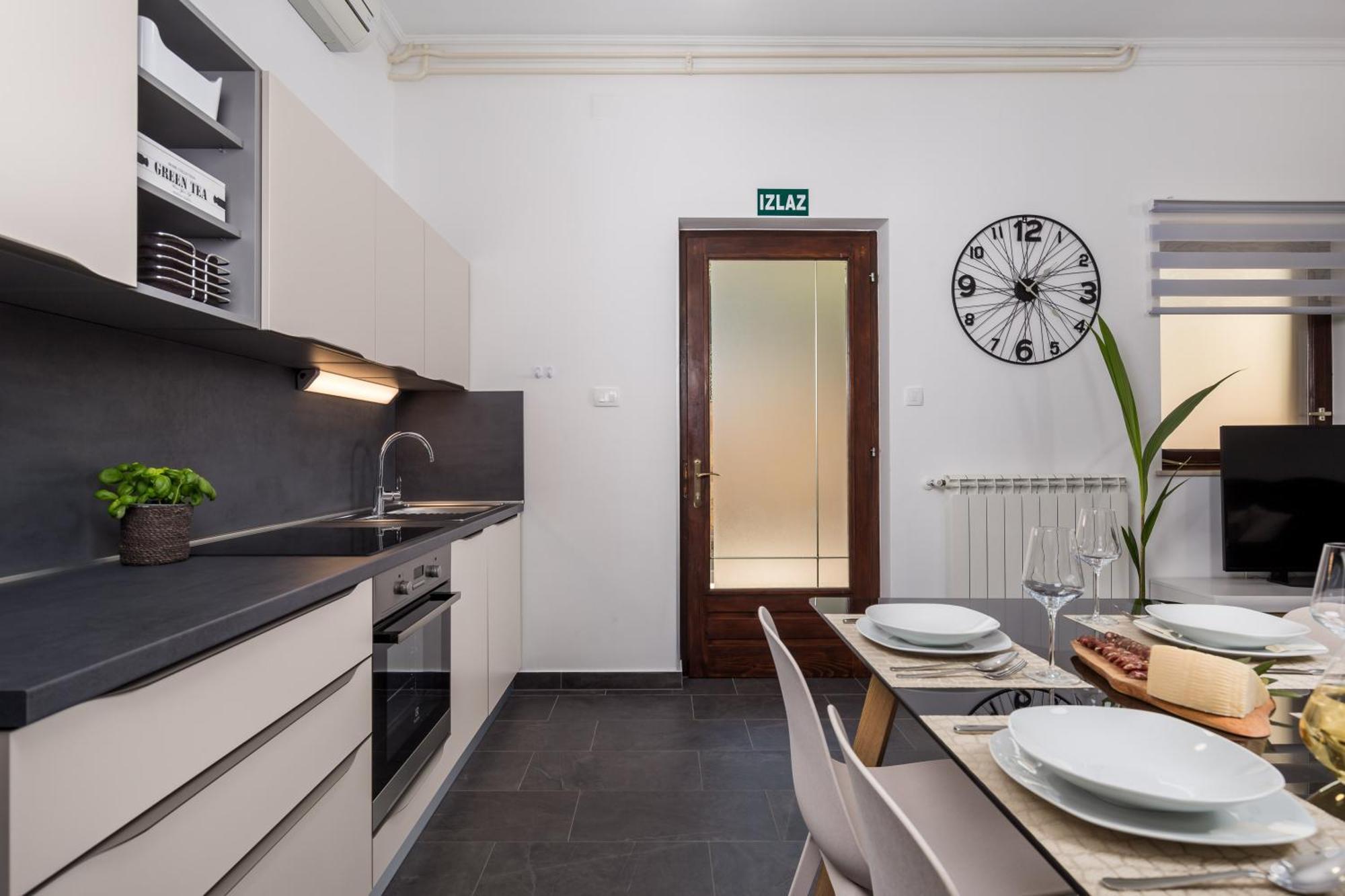 Guest House Deskovic Moscenicka Draga Bilik gambar